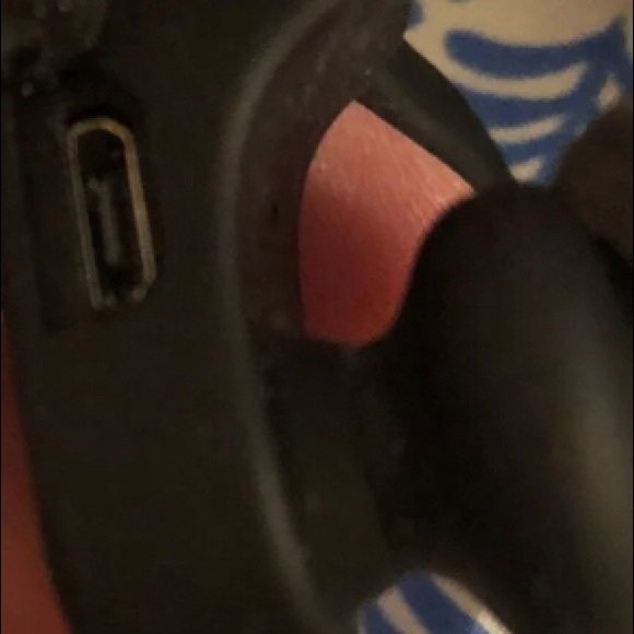 Senso Over-Ear Earbud Headphones for Gym / Working Out w/ Carrying Case android - Picture 4 of 5